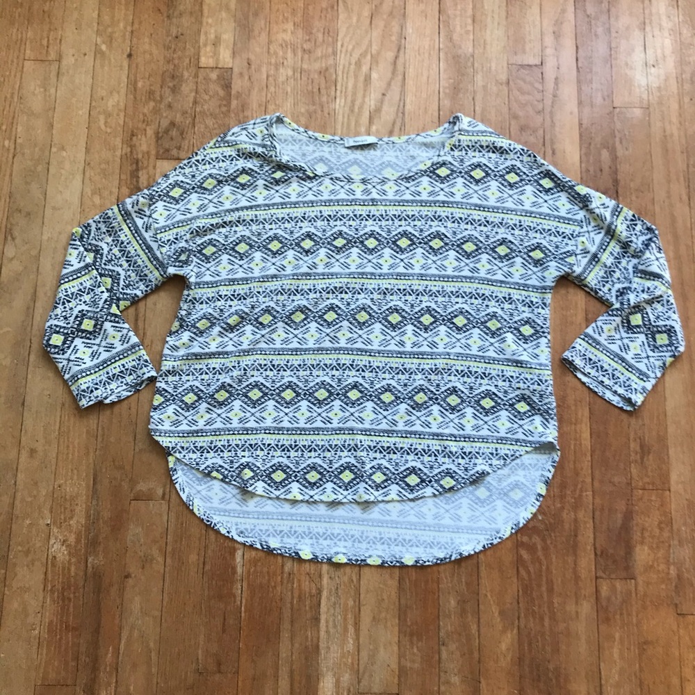 Teenbell Geometric Pattern Tee